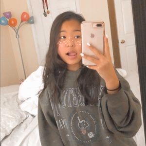 Meet your Posher, Melani